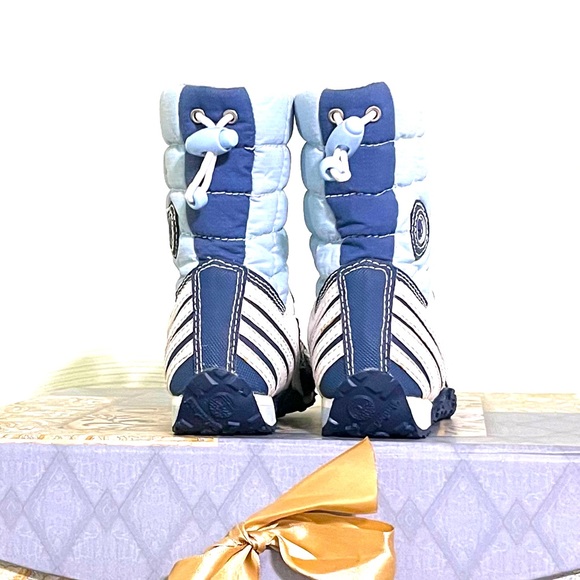 EUC. TIMBERLAND Snow Stompers. Little kids size 6. - Picture 3 of 6